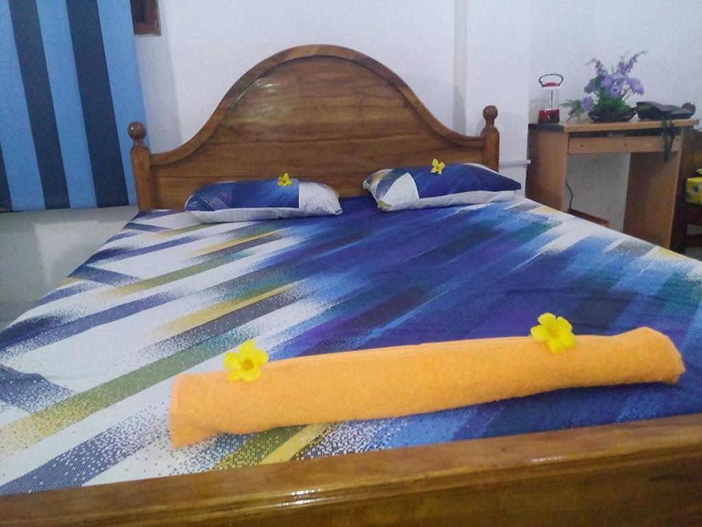 Smart Holiday Inn Galle Habitación foto